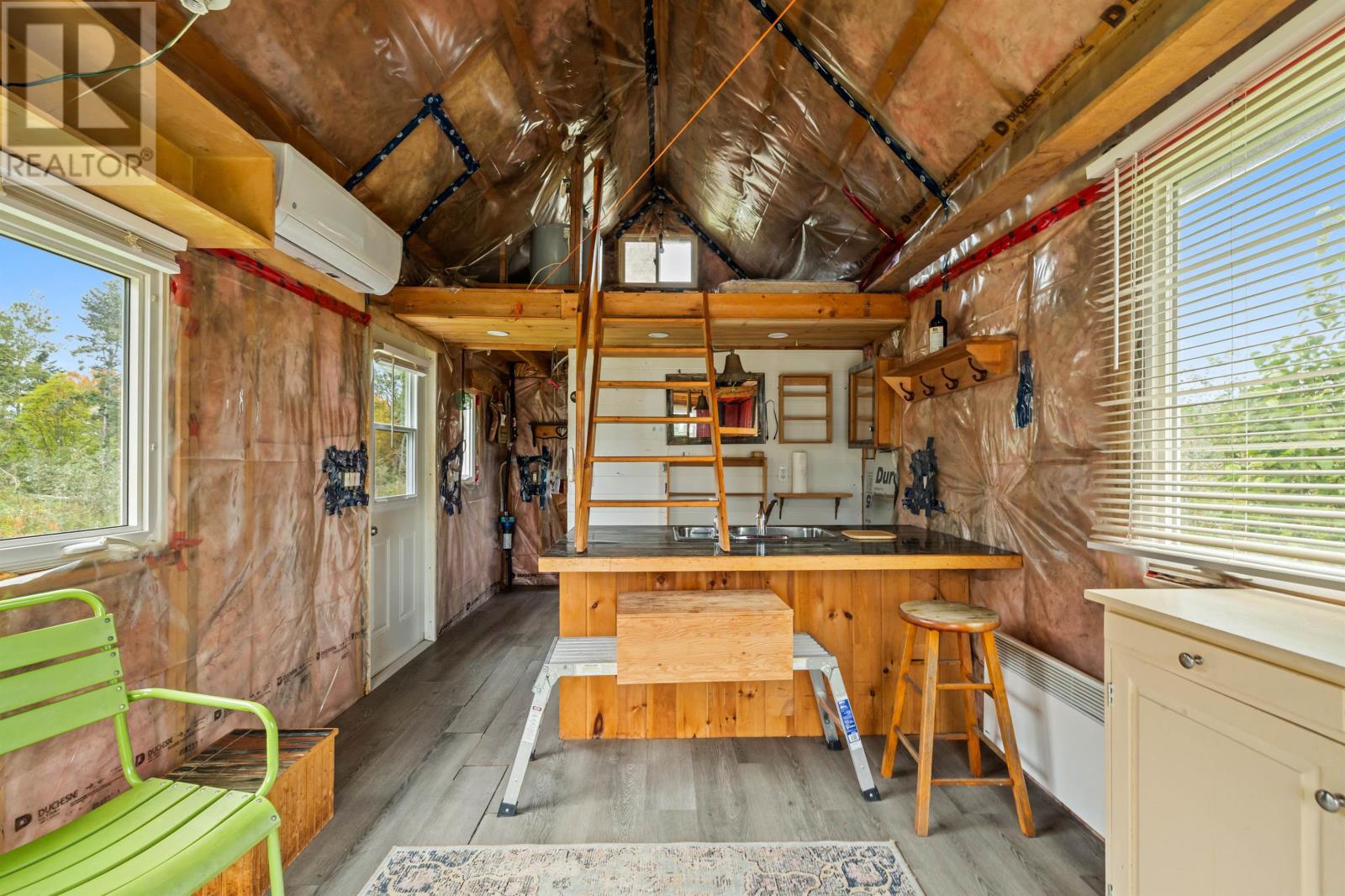 128 SNAKE Road - 3