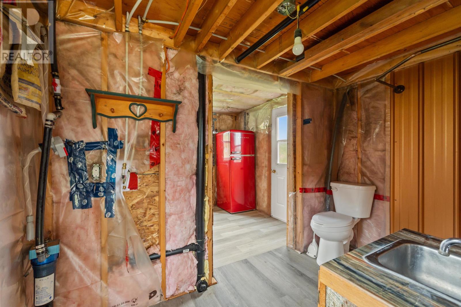 128 SNAKE Road - 8