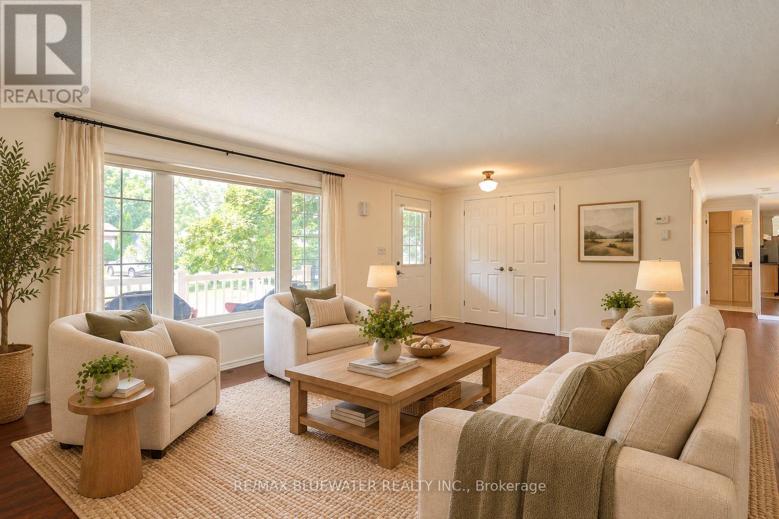 288 CONCORD DRIVE - 10