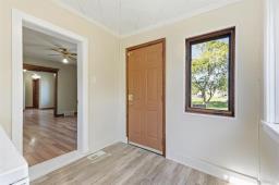 93 Gateway Road, Winnipeg, MB R2L1T3 Photo 18