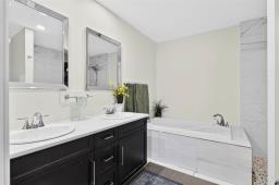 46 Carleton Drive, Steinbach, MB R5G0C6 Photo 28