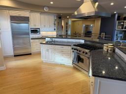 100 Vanderbilt Drive, Winnipeg, MB R3Y1M9 Photo 18