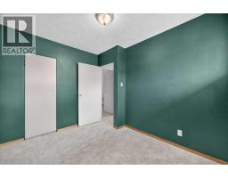 572 Regal Park Ne, Calgary, AB T2E0S6 Photo 12