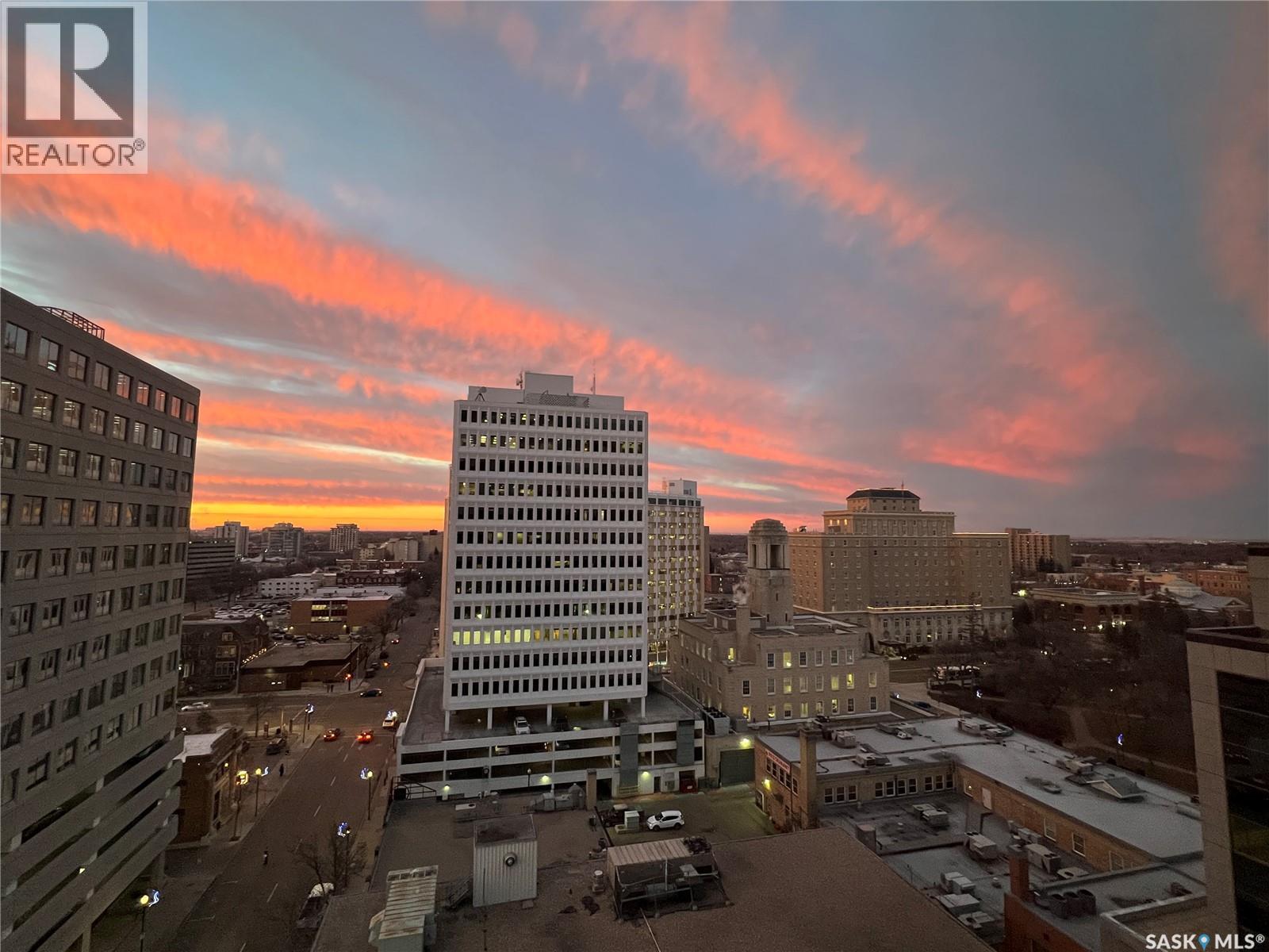 #1007 1914 Hamilton STREET - Image 42