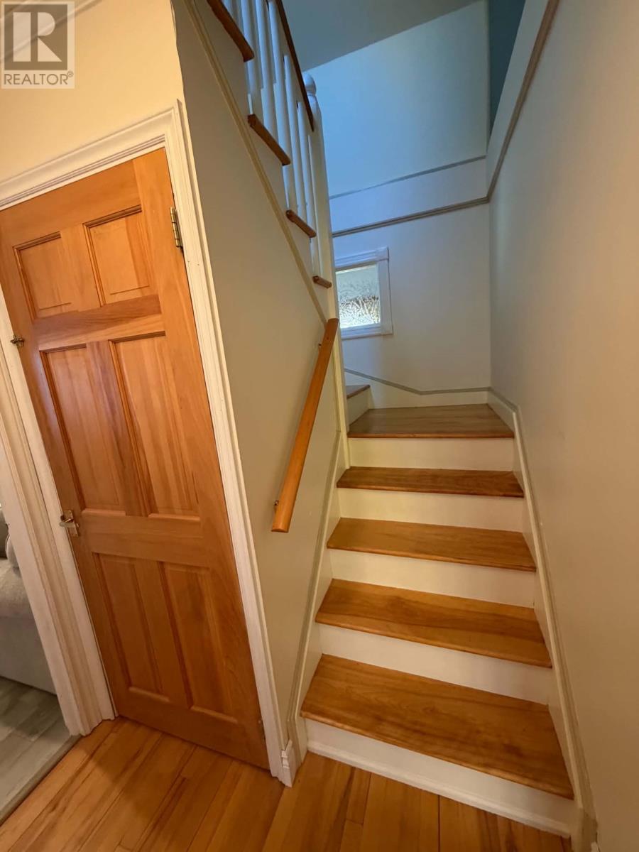 15 Spruce Avenue - 13