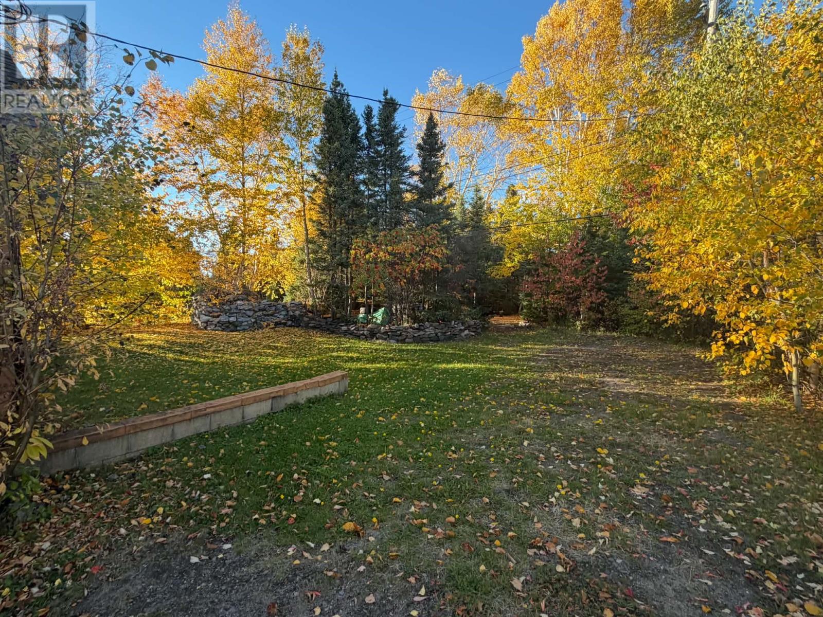 15 Spruce Avenue - 24