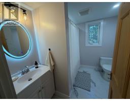 15 Spruce Avenue thumbnail 10