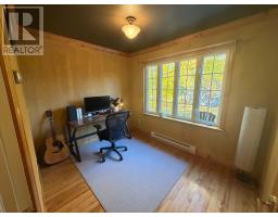 15 Spruce Avenue thumbnail 12