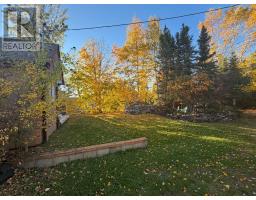 15 Spruce Avenue thumbnail 23