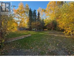 15 Spruce Avenue thumbnail 24