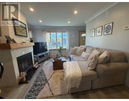 15 Spruce Avenue thumbnail 5
