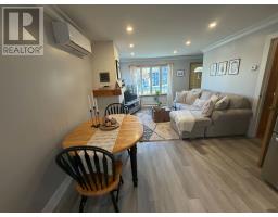 15 Spruce Avenue thumbnail 7