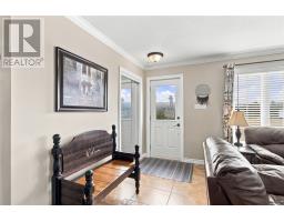 19 Hibbs Road thumbnail 3