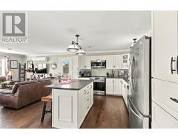 19 Hibbs Road thumbnail 8