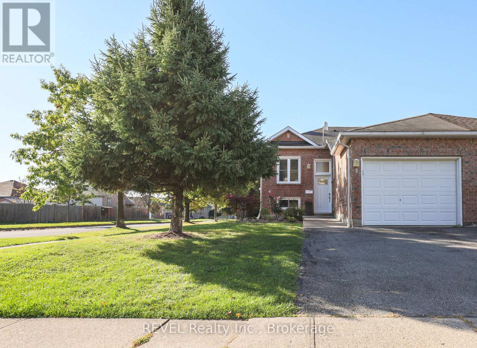 3 JACKSON COURT W - 1
