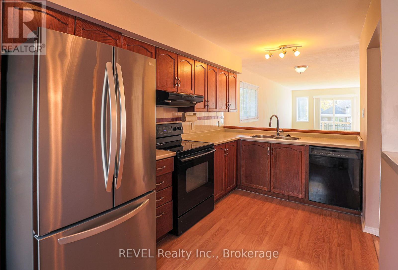 3 JACKSON COURT W - 11