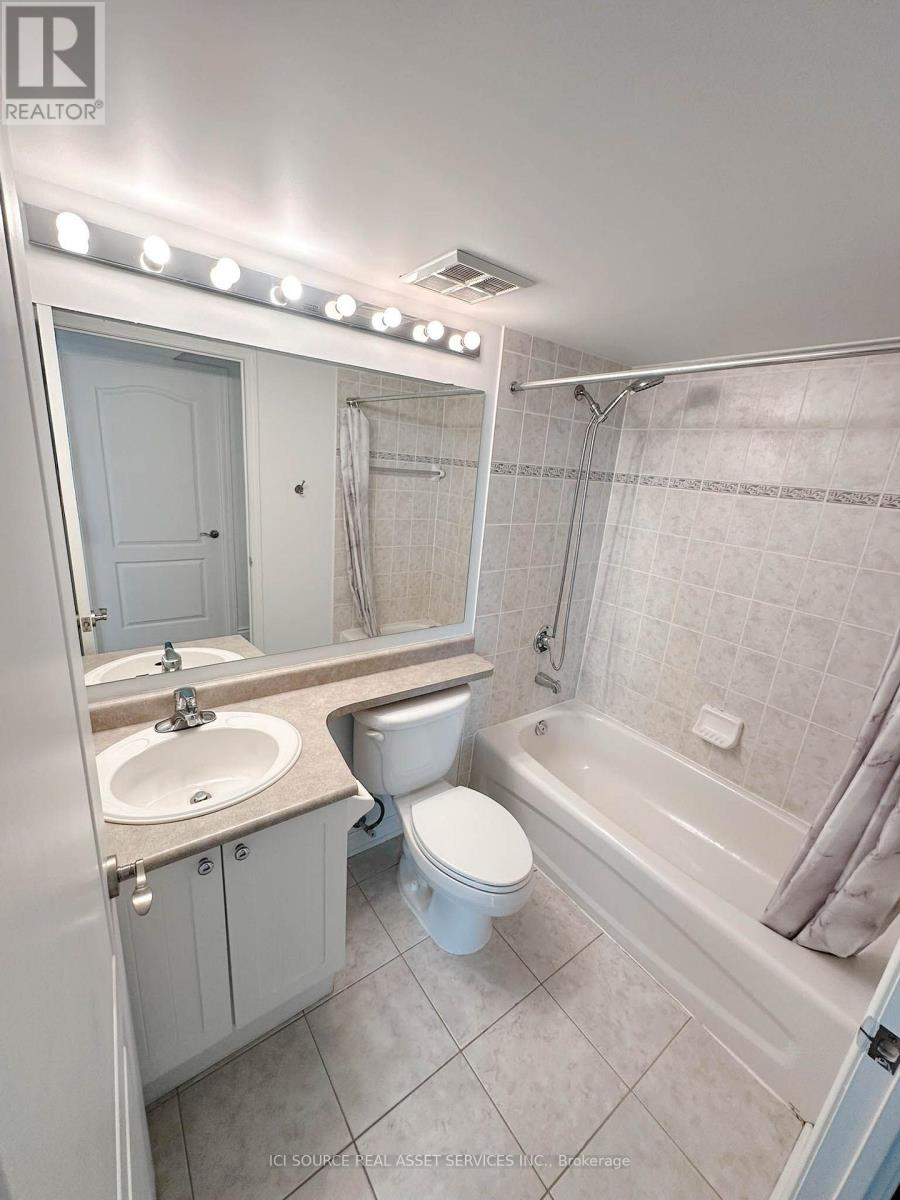 901- 935 Sheppard Avenue West, Toronto, ON photo 14