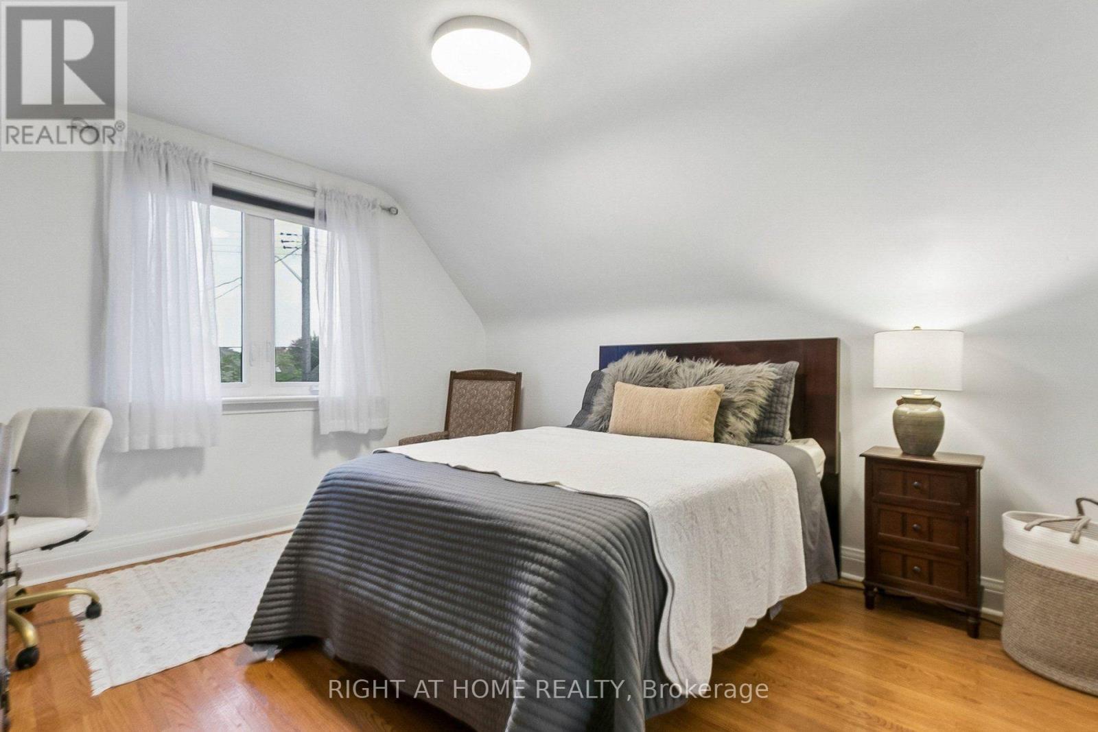 19 Flempton Crescent, Toronto, ON photo 21