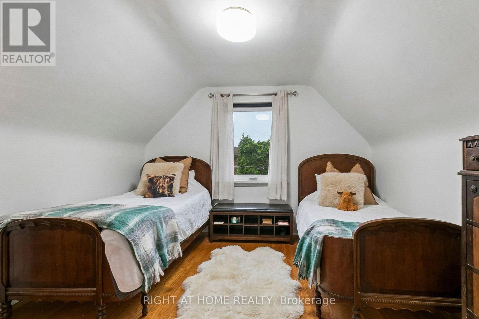19 Flempton Crescent, Toronto, ON photo 23