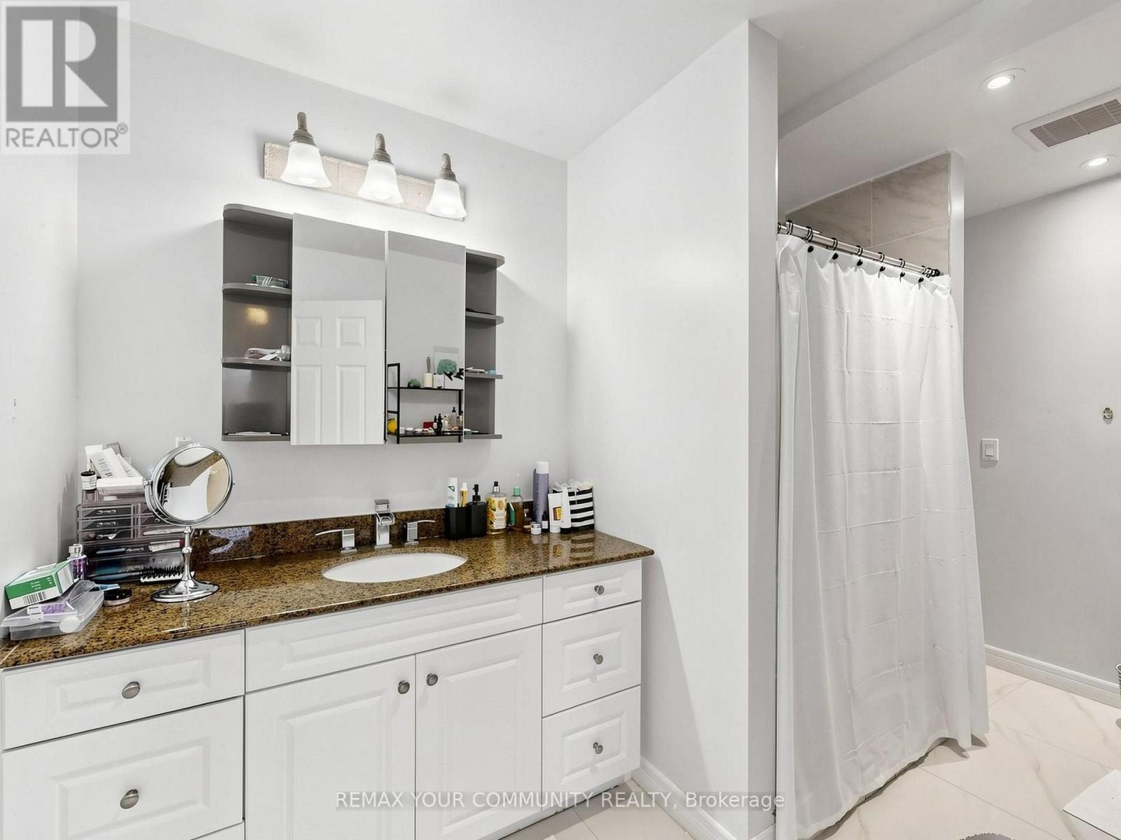27 Mitchell Avenue, Whitchurch-Stouffville, ON photo 21