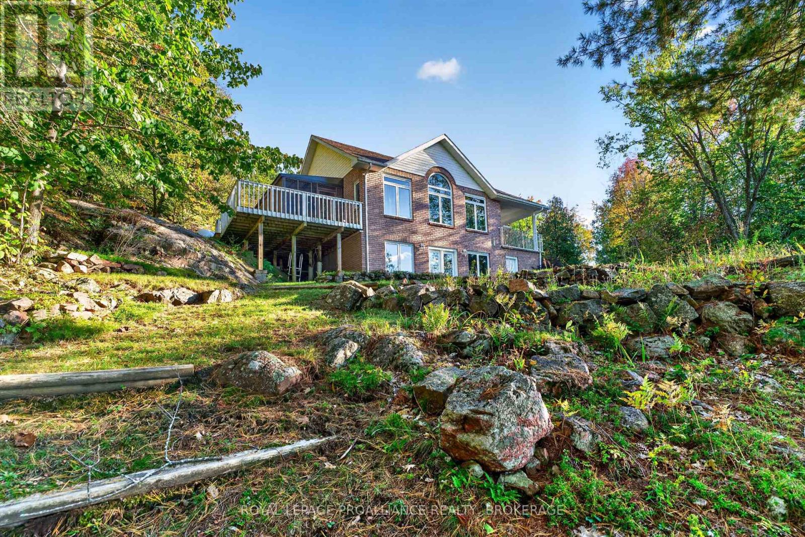 1133 SASSY TREE LANE - 42