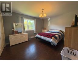 33 Sunnyslope Drive thumbnail 15