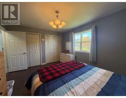 33 Sunnyslope Drive thumbnail 16