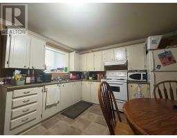 33 Sunnyslope Drive thumbnail 18