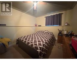33 Sunnyslope Drive thumbnail 19