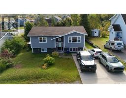 33 Sunnyslope Drive thumbnail 2