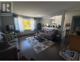 33 Sunnyslope Drive thumbnail 6