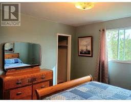 38 Beach Road thumbnail 15