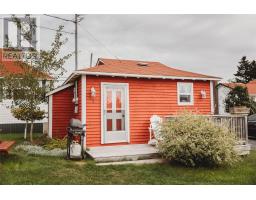 38 Beach Road thumbnail 22