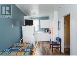38 Beach Road thumbnail 25