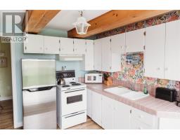 38 Beach Road thumbnail 35