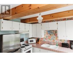 38 Beach Road thumbnail 37