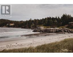 38 Beach Road thumbnail 49