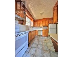 2 McMaster Place thumbnail 11