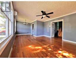 2 McMaster Place thumbnail 6