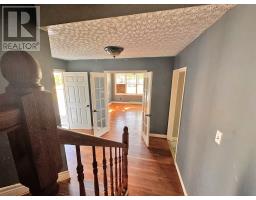2 McMaster Place thumbnail 9