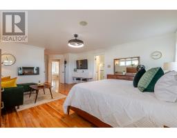 124 Sheldon Drive thumbnail 32