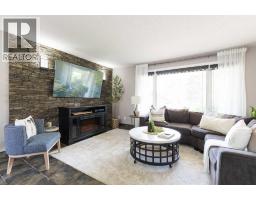Living room - 88 Cypress Way Se, Medicine Hat, AB T1B1G8 Photo 7