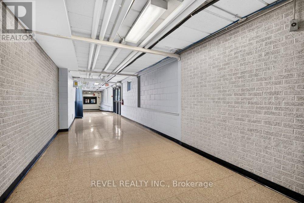 45 Randall Avenue — photo 18