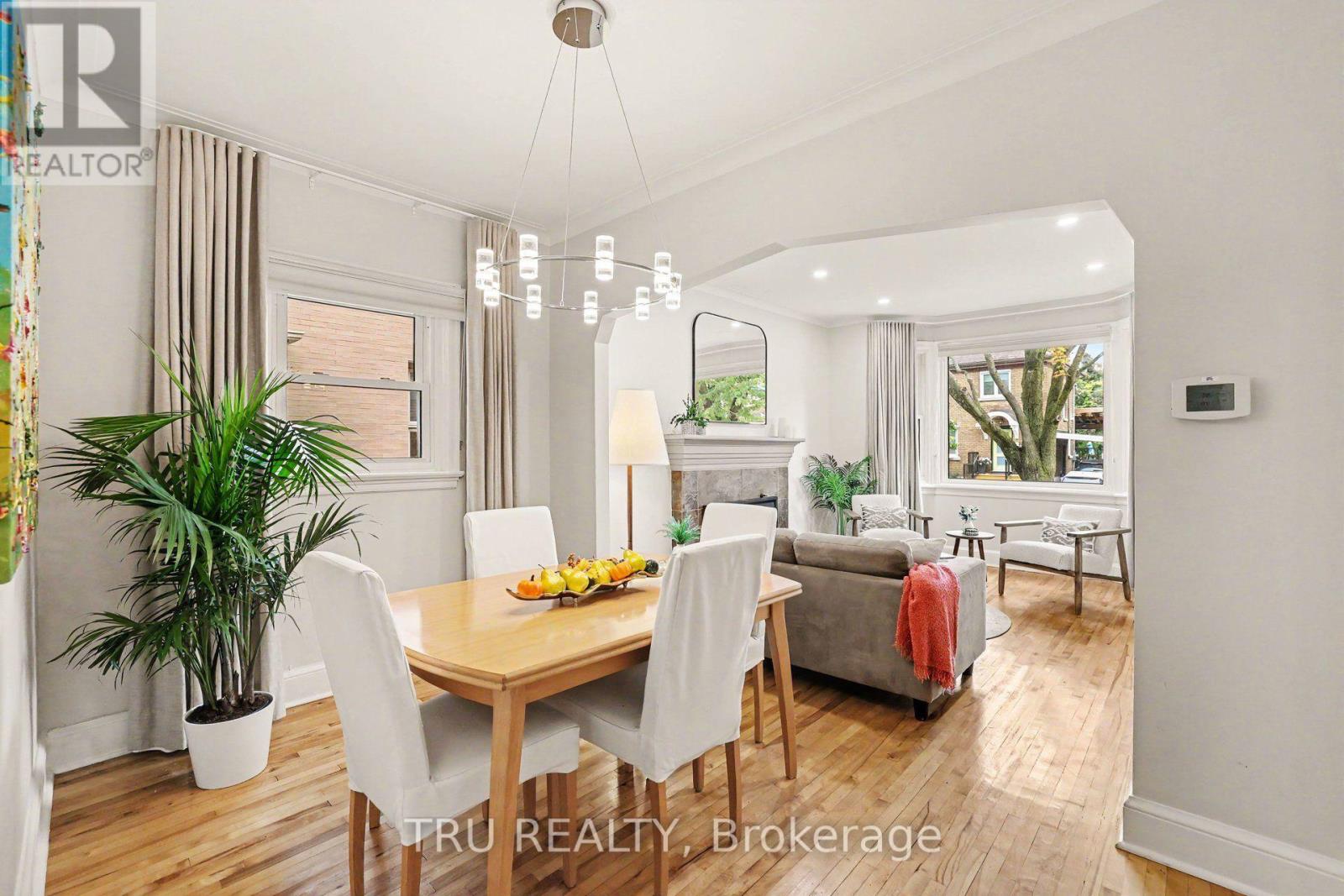 Bright cheerful dining room to welcome guests