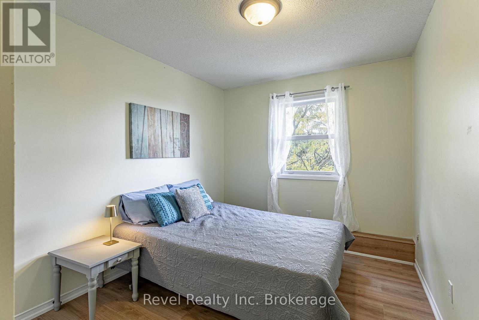 #47 56 HIAWATHA ROAD - 10