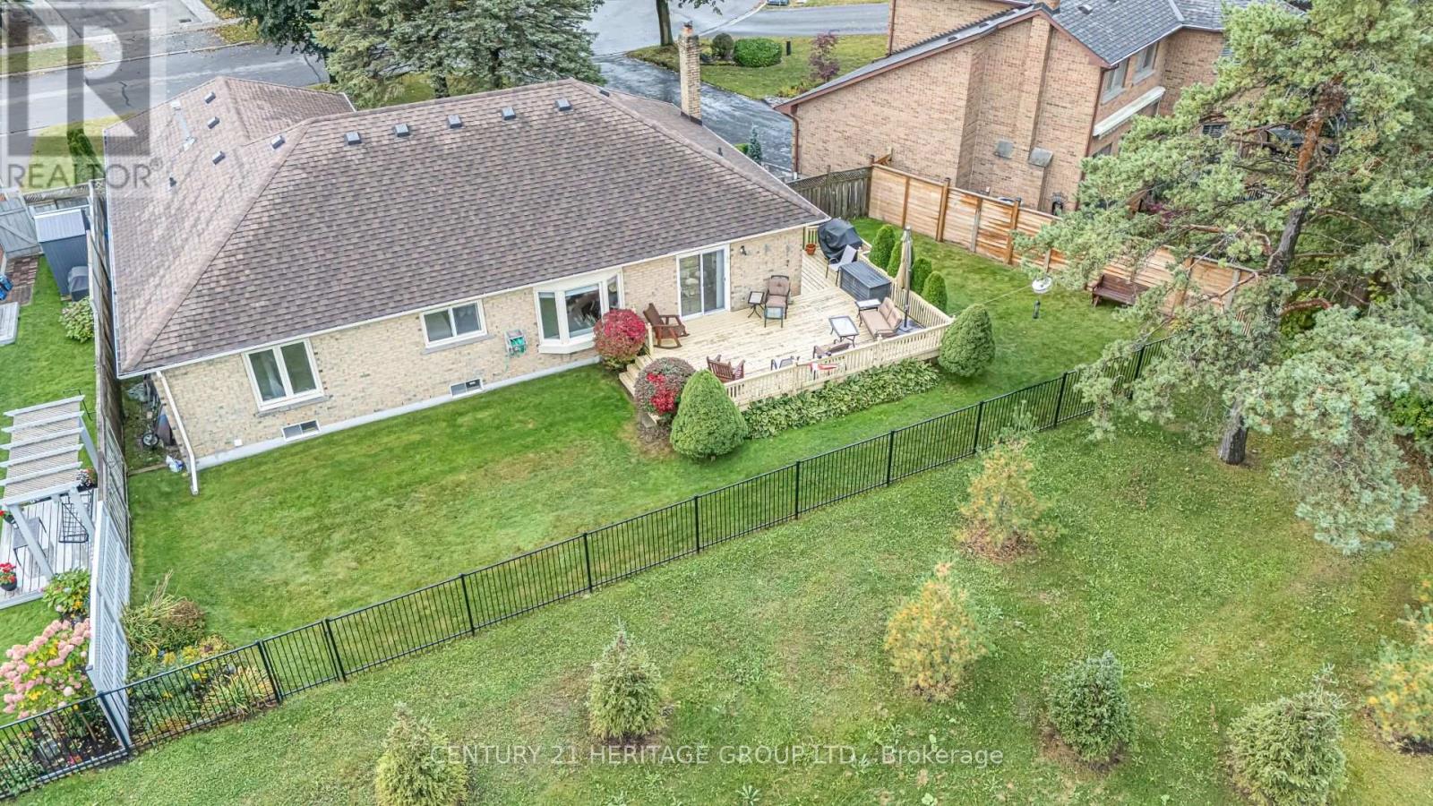 20 Simmons Crescent, Aurora, ON photo 21