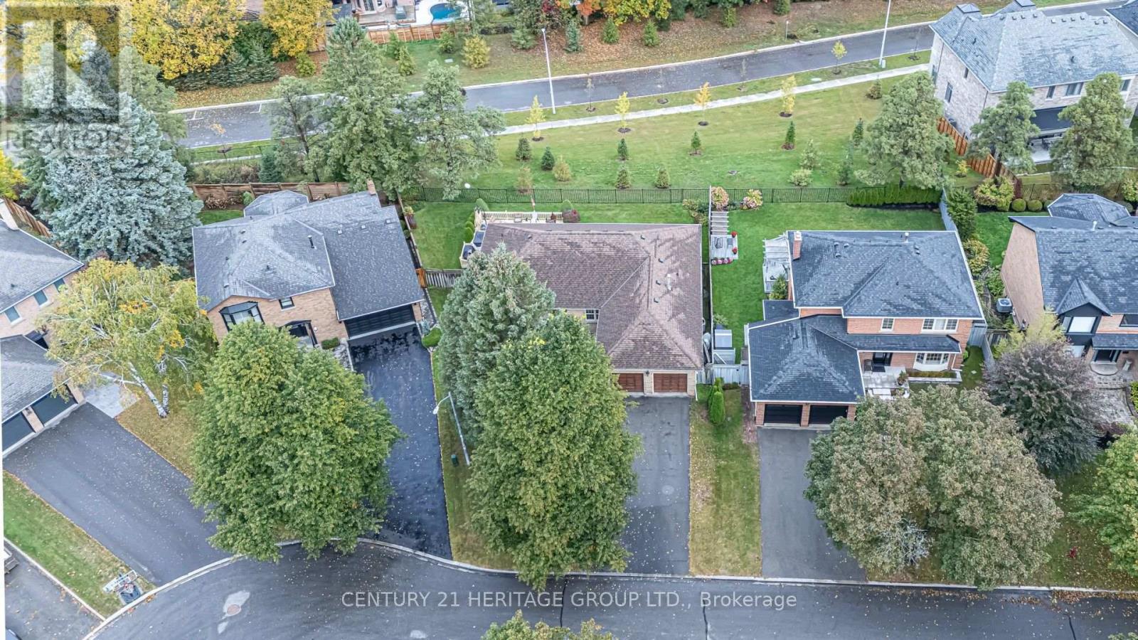 20 Simmons Crescent, Aurora, ON photo 23