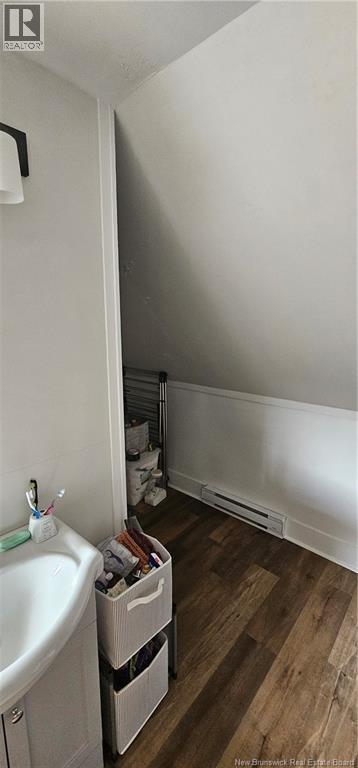 496 Robinson Street - Image 12