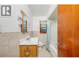 3173 Wyandotte St West, Windsor, ON N8Y4V1 Photo 17