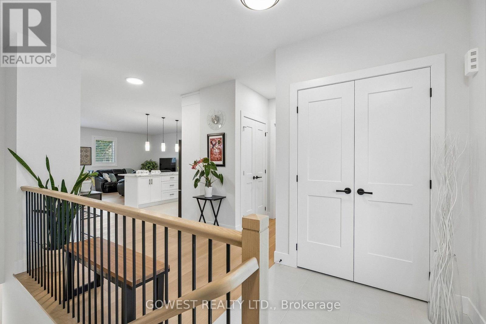 #23 2797 RED MAPLE AVENUE - 7